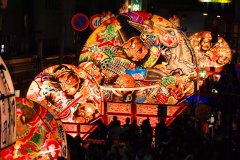 Tohoku-Aomori-Festival-de-Hirosaki-Neputa-1200px